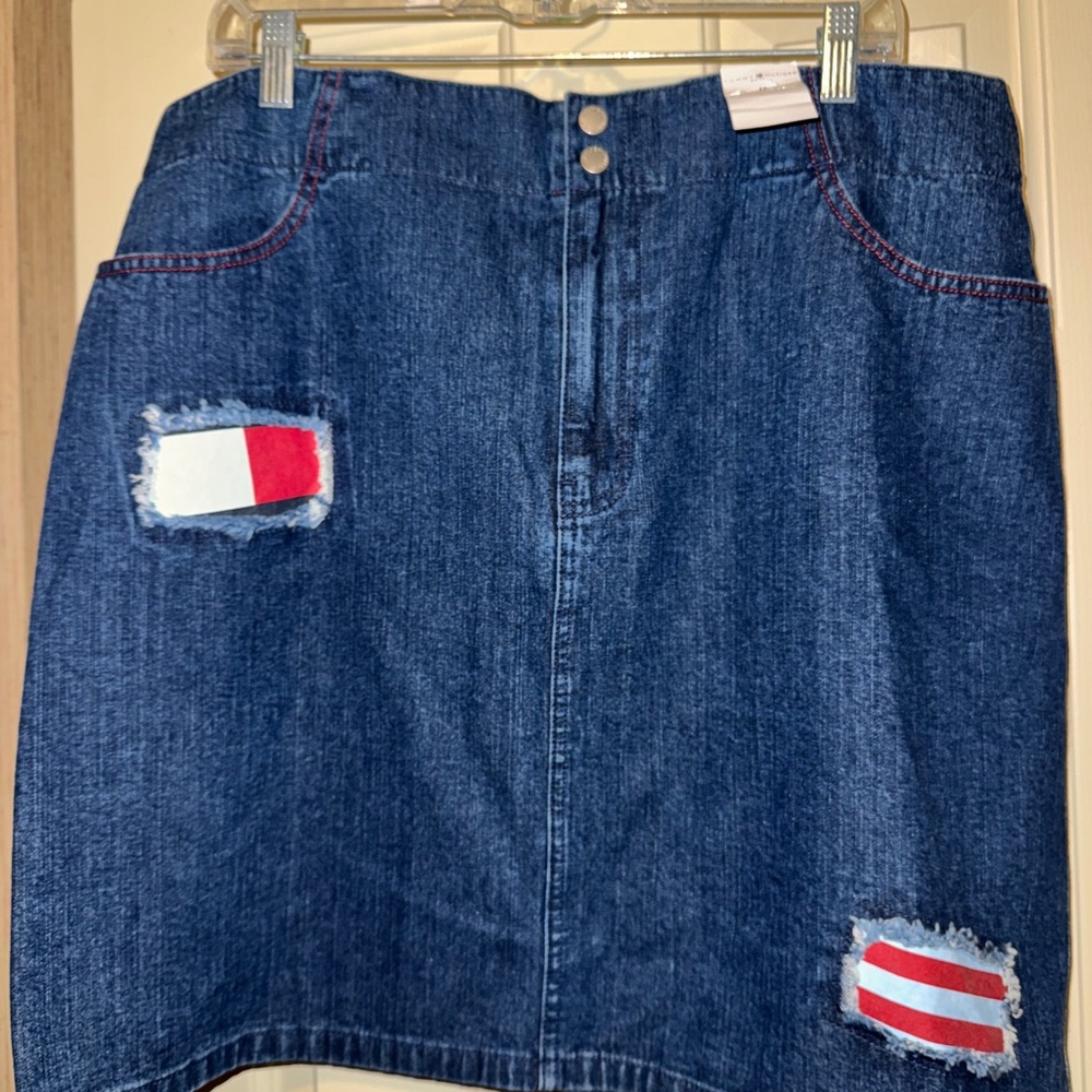 Tommy Hilfiger denim skirt with red & white patches BNWT